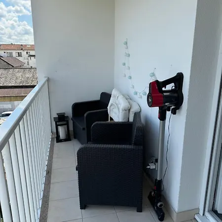 Chez Vous & Moi *